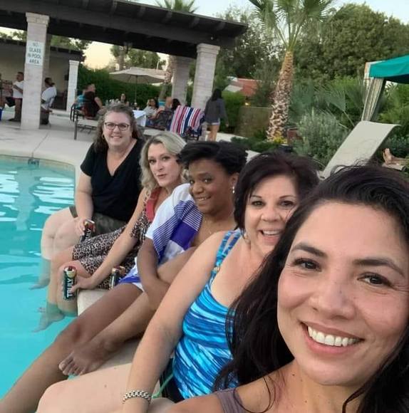 Meet your Posher, Erica - Picture 1 of 1